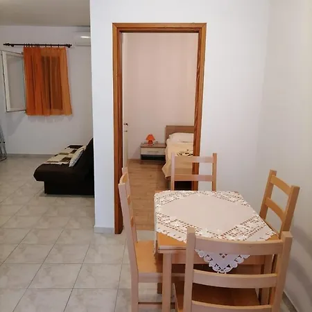 Gajeta Apartment Biograd Na Moru
